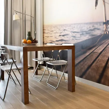 Triton Park By P&o Serviced *