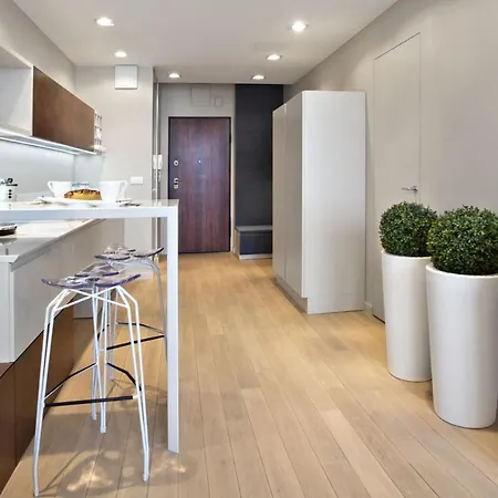 Triton Park By P&o Serviced דירה ורשה