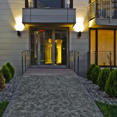 Triton Park By P&o Serviced *